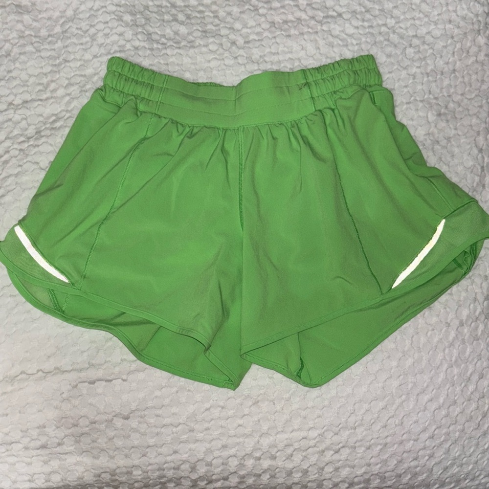 Lululemon hotty hot shorts